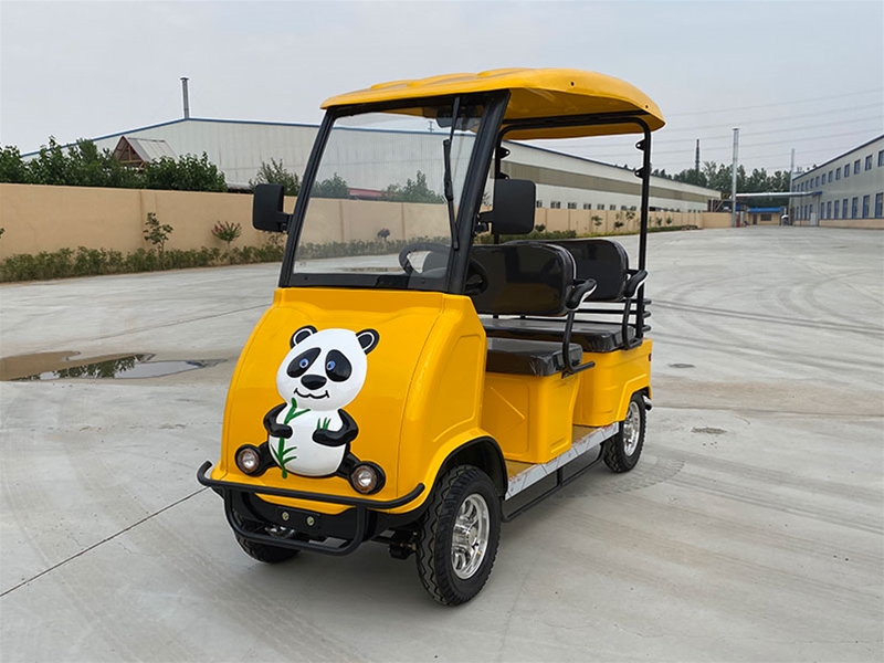 休閑四輪車