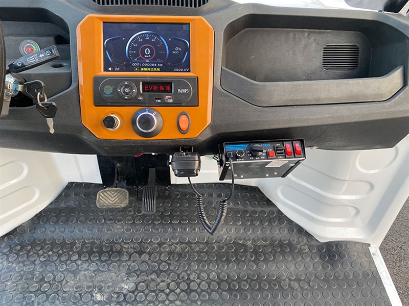 HM2排5坐悍馬電動(dòng)車(chē)內(nèi)飾