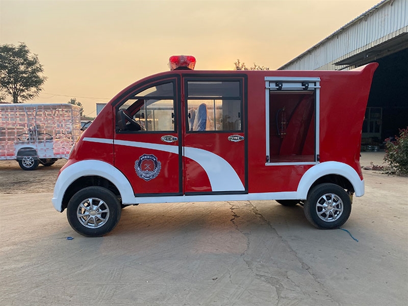 208消防車
