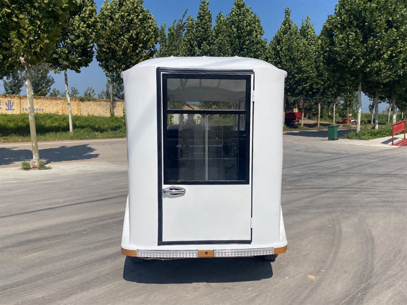 老爺車封閉款式